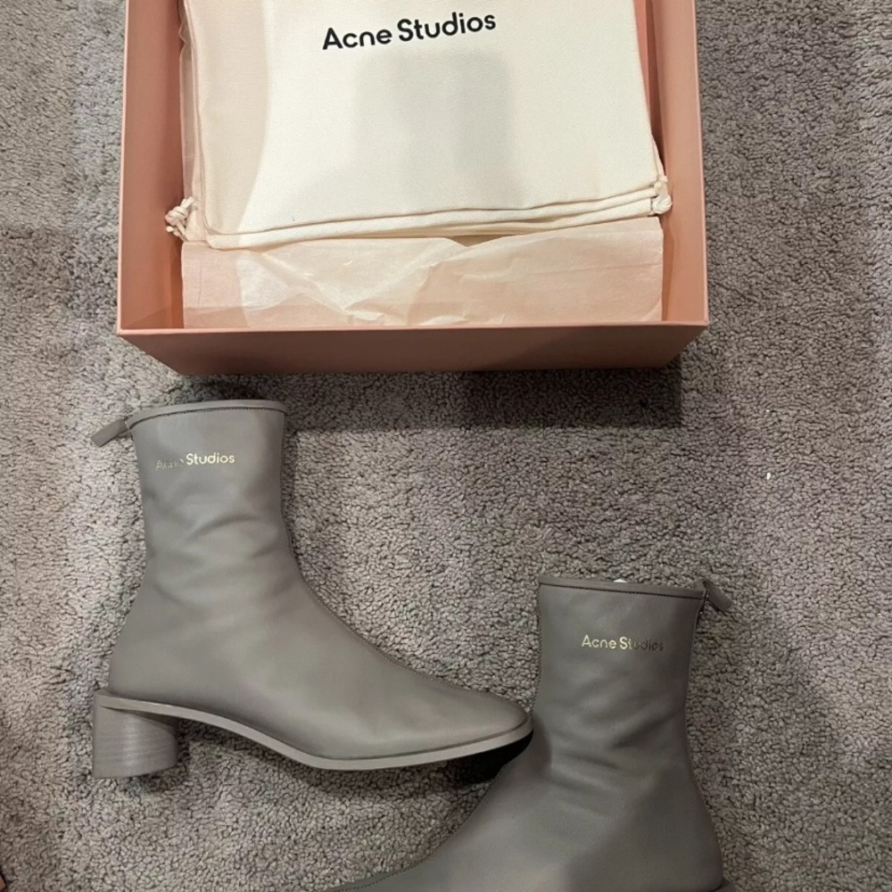 Acne Studios Light Pink Shoe Box